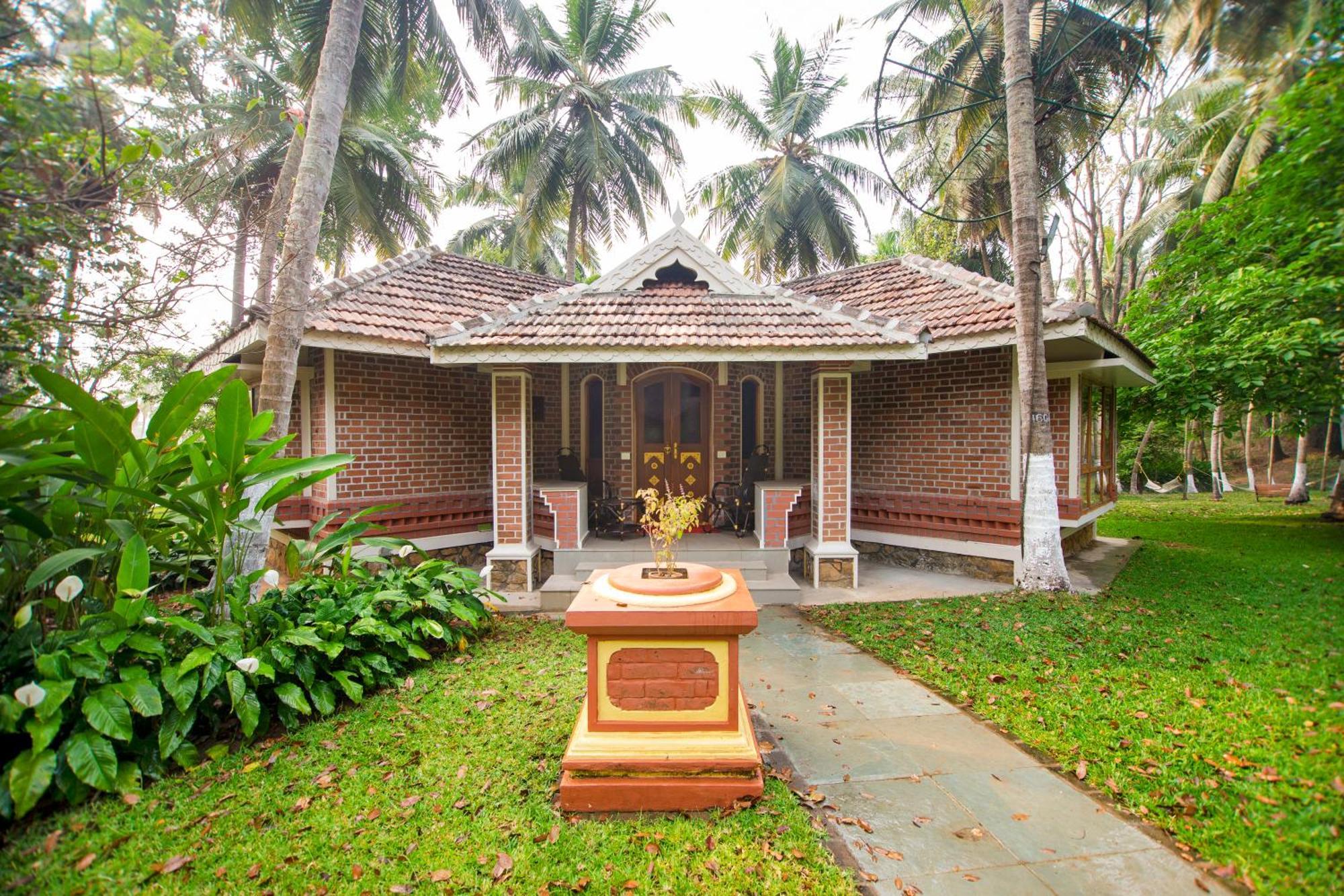 Kairali - The Ayurvedic Healing Village 팔라카드 외부 사진