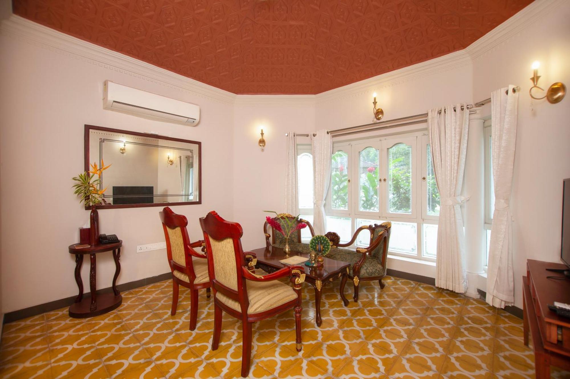 Kairali - The Ayurvedic Healing Village 팔라카드 외부 사진