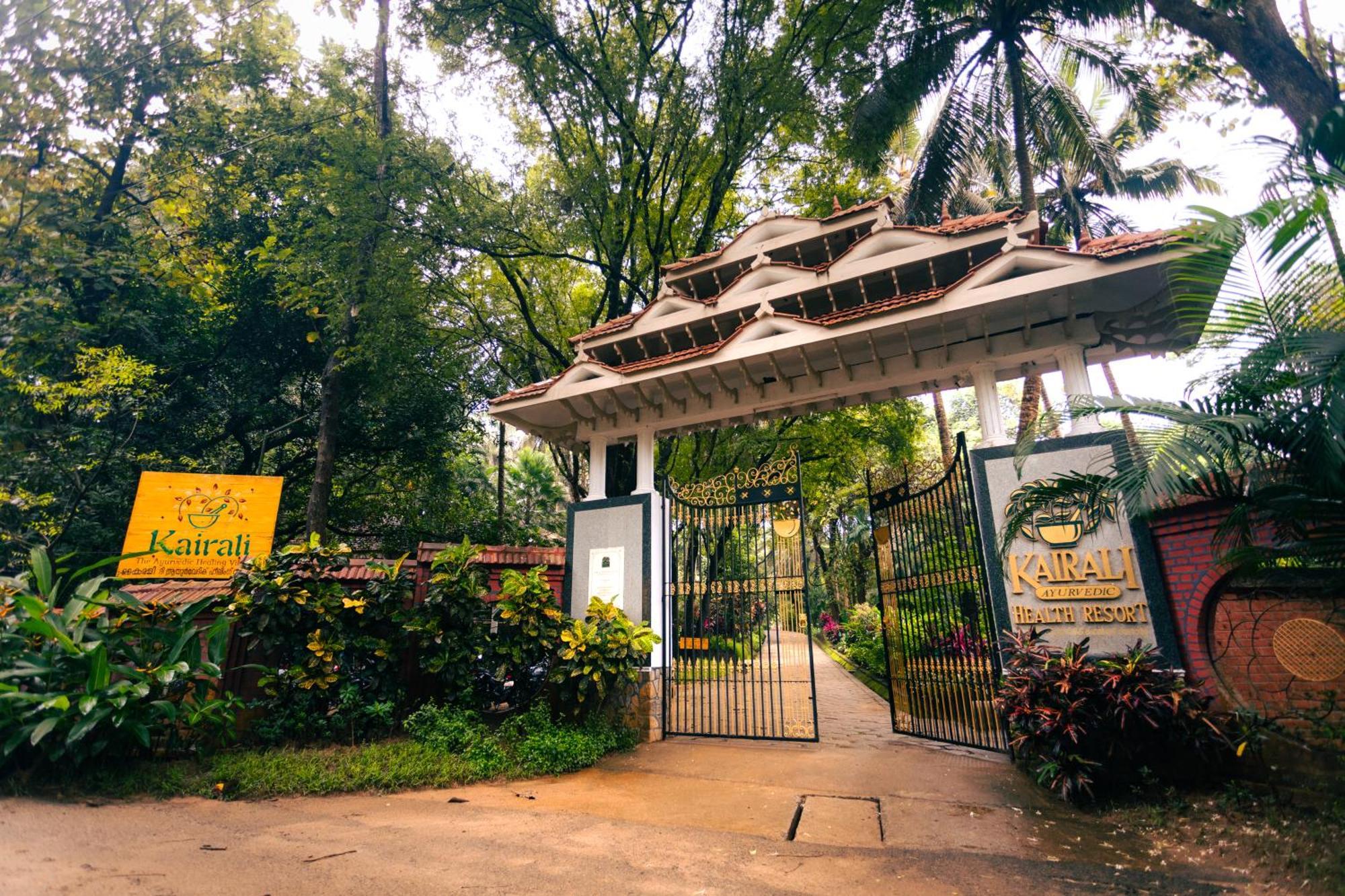 Kairali - The Ayurvedic Healing Village 팔라카드 외부 사진