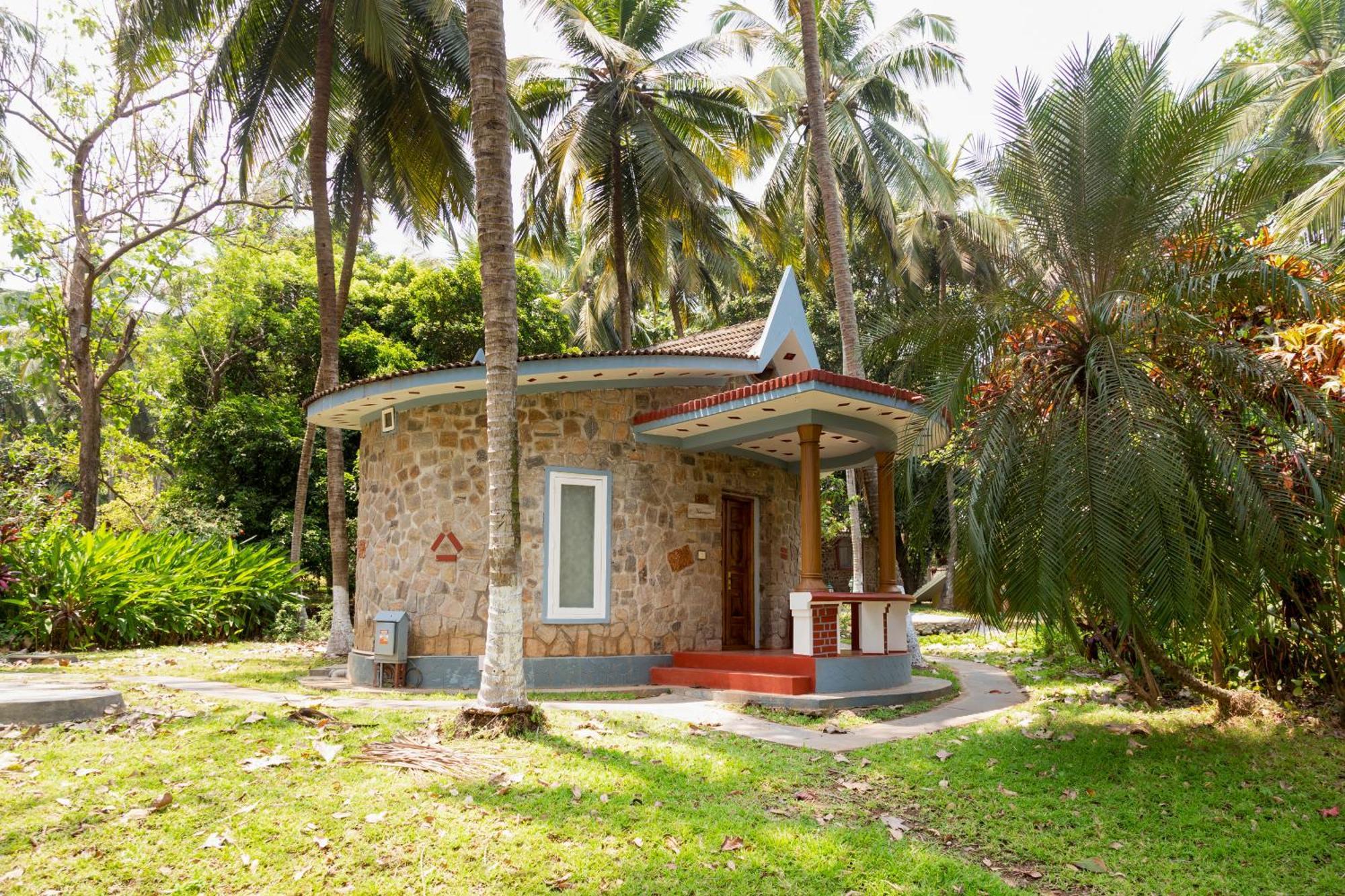 Kairali - The Ayurvedic Healing Village 팔라카드 외부 사진