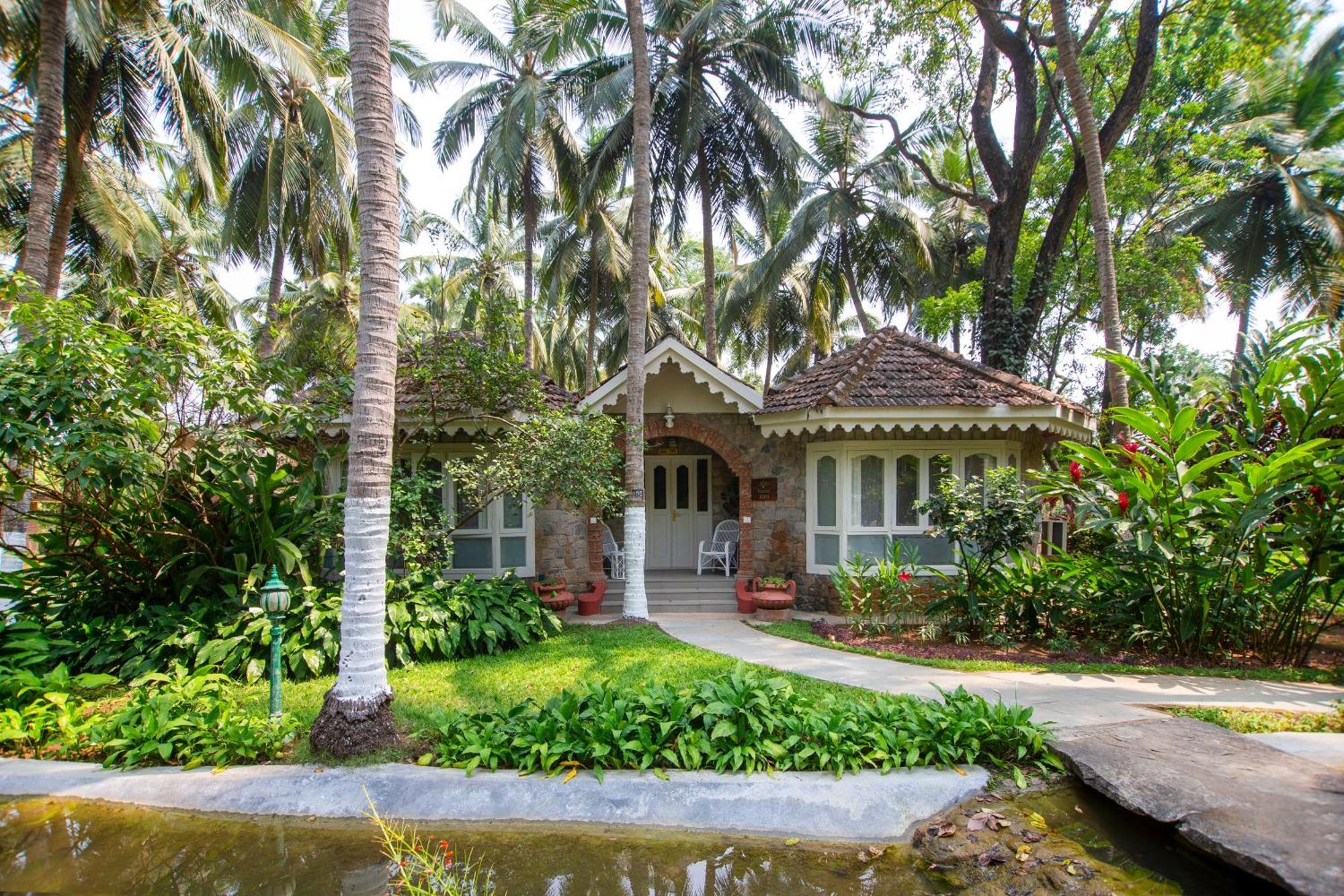 Kairali - The Ayurvedic Healing Village 팔라카드 외부 사진